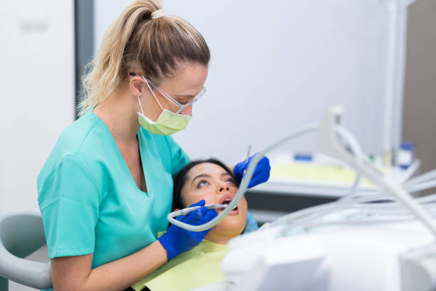 Best Emergency Tooth Extraction in Wmette, IL